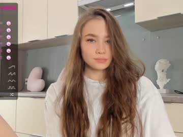 webcam girl miaaperry today image #3776228