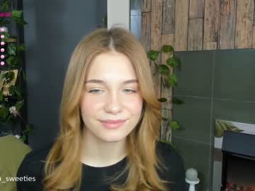 webcam girl thomashelena today image #1284100