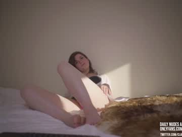 webcam girl claire_moulin today image #1098421