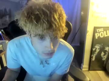 webcam man bashful4200 today image #3686727