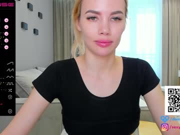 webcam girl dontbeshybaby today image #3752447