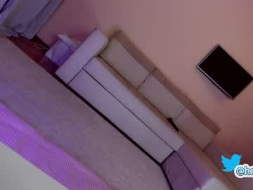 webcam girl hollyextra today image #3018919