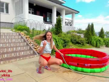 webcam girl misss_vikki today image #1968109