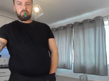 webcam couple britishbeautys today image #1890303