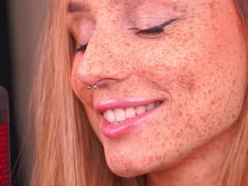webcam girl artease today image #3282692