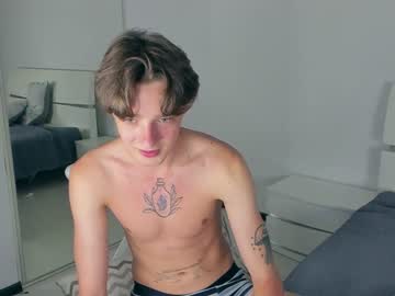webcam man manycummers today image #1776551