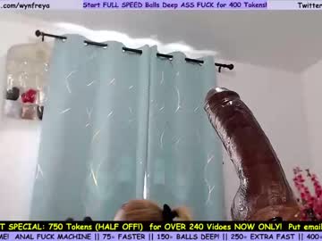 webcam girl wynfreya today image #1668112
