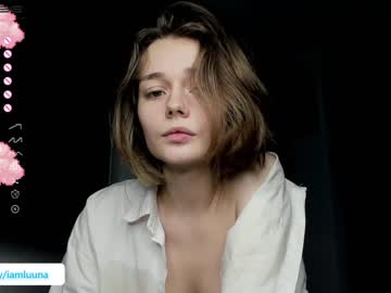 webcam girl mxxnsxsul today image #2908876