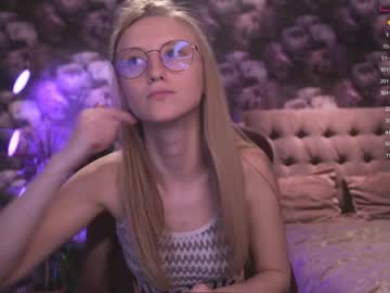 webcam girl angeellina today image #1771063