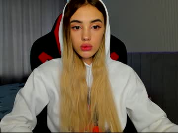 webcam girl angella_kleee today image #1902632