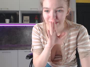 webcam girl agata_moon today image #3302878
