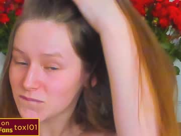 webcam girl toxl today image #985930