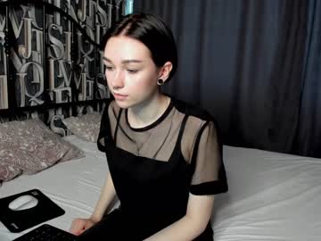 webcam girl carolyn_white today image #1692898