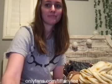 webcam girl tiffanytee2 today image #3567185