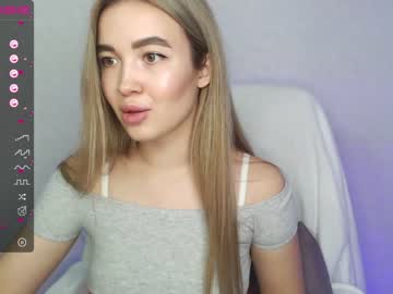 webcam girl yourvirusqueen_ today image #2288194