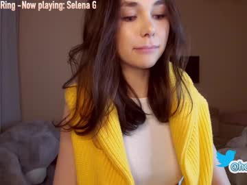webcam girl hollyextra today image #1783591