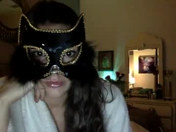 webcam girl greek_goddess777 today image #4051471