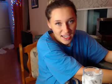 webcam girl highlemonsss today image #898253