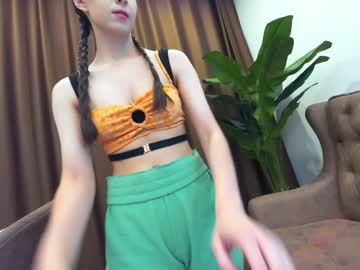 webcam girl ehotlovea today image #3765372