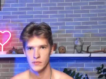 webcam man _eth0n_ today image #3087499