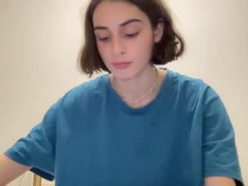 webcam girl crown_of_vice01 today image #2696600
