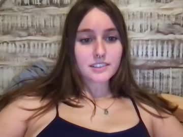webcam girl tiffanytee2 today image #3429657