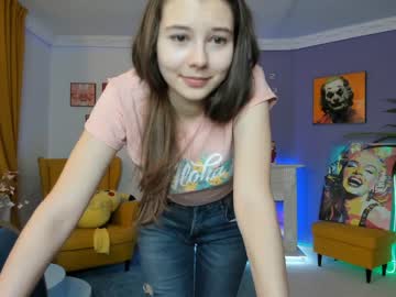 webcam girl carolineprise today image #738205
