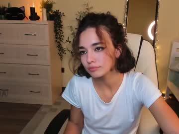 webcam girl ella_flar_ today image #2823908