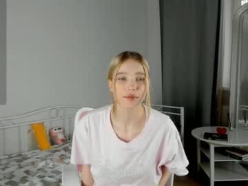 webcam girl solsticea today image #4082431