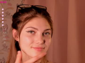 webcam girl unicorngirls today image #1611690