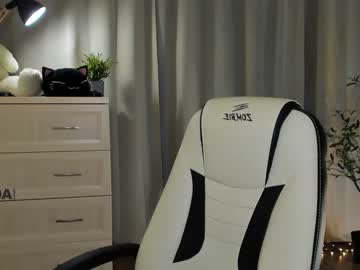 webcam girl ella_flar_ today image #3276165