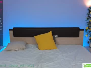 webcam girl foxhilary today image #2599960
