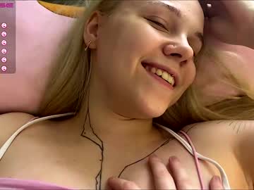 webcam couple arya_stark7 today image #3943456