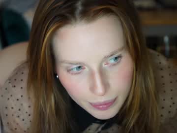 webcam girl ellaa91 today image #3138048