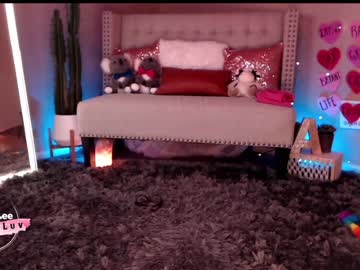 webcam girl aubrilee today image #3814205