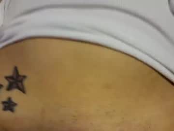 webcam couple canyoumakemesquirt today image #559272