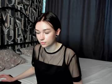 webcam girl carolyn_white today image #1693059