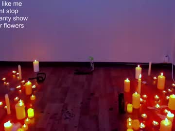 webcam girl milablush today image #3618626