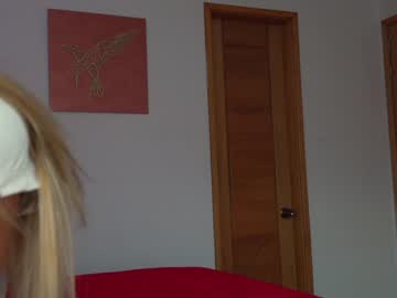 webcam girl beyllove_d today image #894044