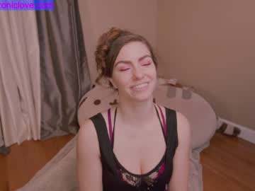 webcam girl chroniclove today image #3278250