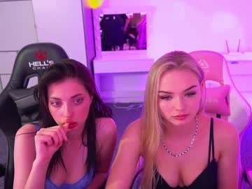 webcam couple kira0541 today image #1826532