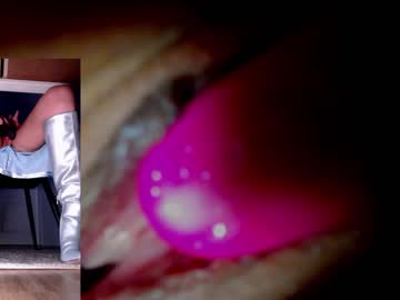 webcam girl wh4thefuck today image #3263055
