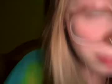 webcam couple kennedibrookie669160 today image #3993740