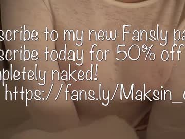 webcam girl maksin_cb today image #2063497