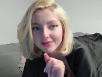 webcam girl yournaughtymiss today image #1240480