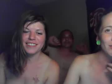 webcam couple threezcompany today image #2045457