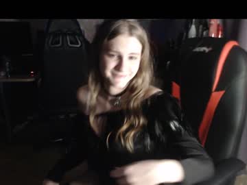 webcam girl tomato_tease today image #420625