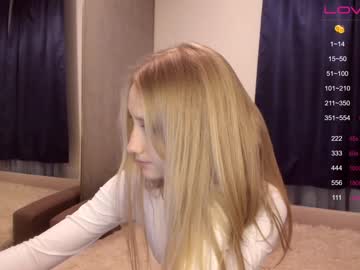 webcam girl angeellina today image #1326170