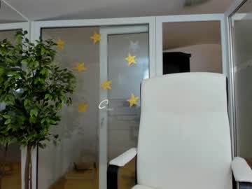 webcam girl ingridblondy94 today image #1652072