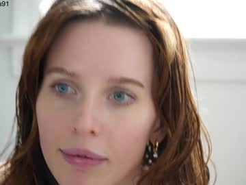 webcam girl ellaa91 today image #3827745